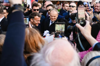 Emmanuel Macron już w Gdańsku i wzbudza ogromne zainteresowanie!