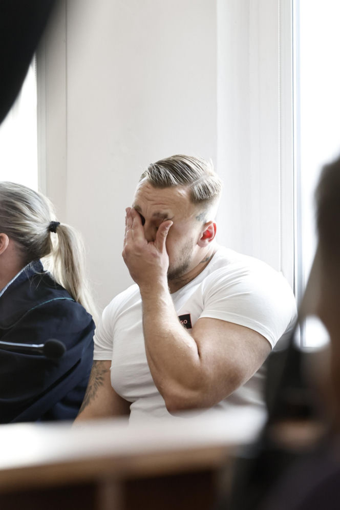 „Zamówili dwie butelki wódki i lemoniadę”. Kelner ujawnia, co działo się przed tragedią na Trasie Łazienkowskiej