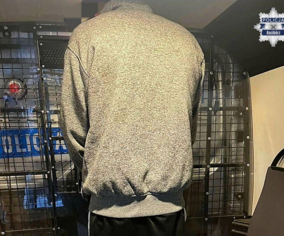 Nietypowa kryjówka przestępcy. Wolał być wśród kur