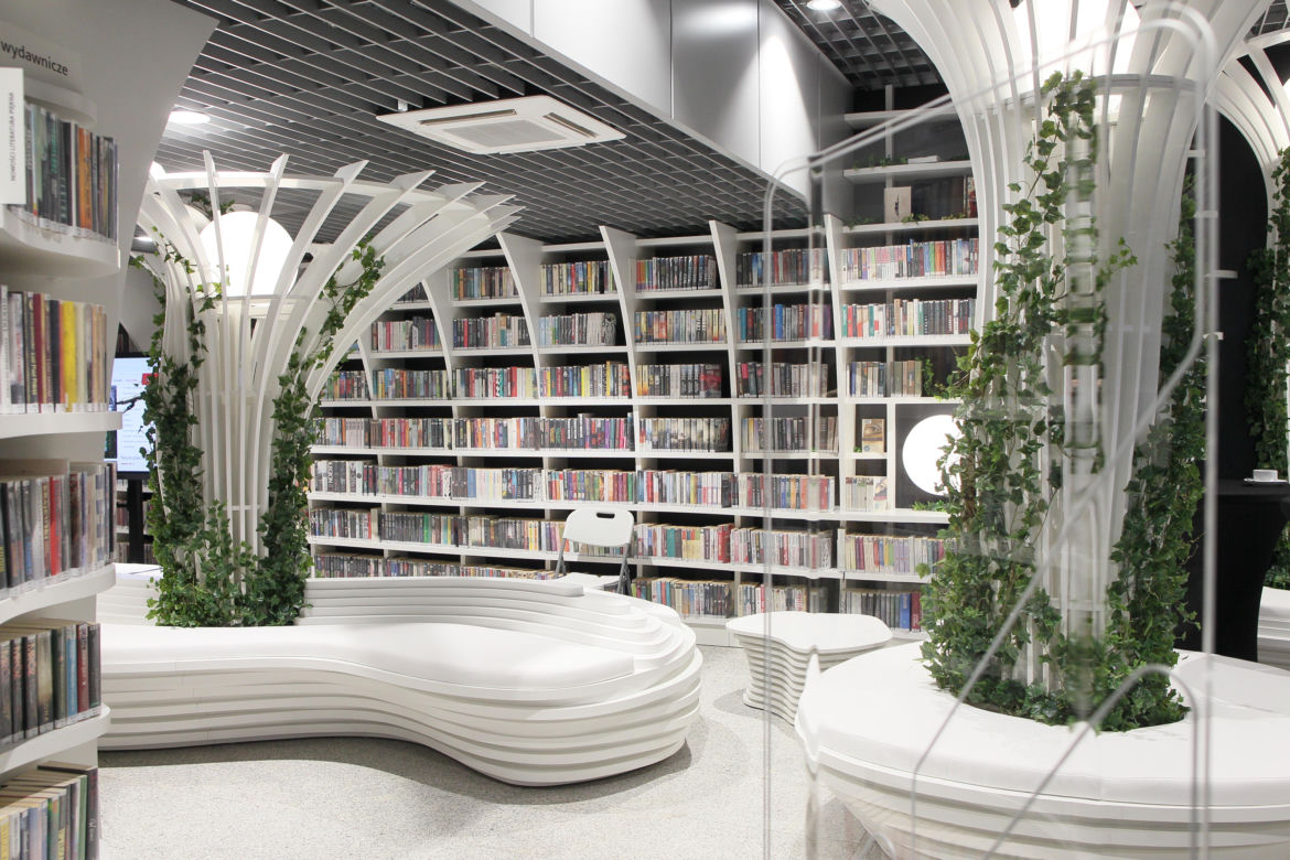 Otworzyli pierwszą w Polsce bibliotekę na stacji metra. Metroteka już działa