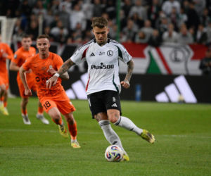 Legia - Zagłębie: Żona, brat i dzieci Jacka Magiery dziękują kibicom