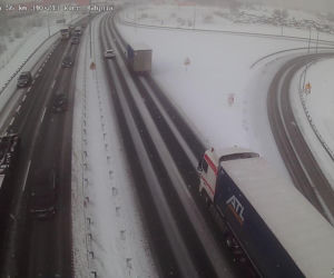 Śnieżyca w Trójmieście w czwartek 11.02.2021. Na drogach ślisko