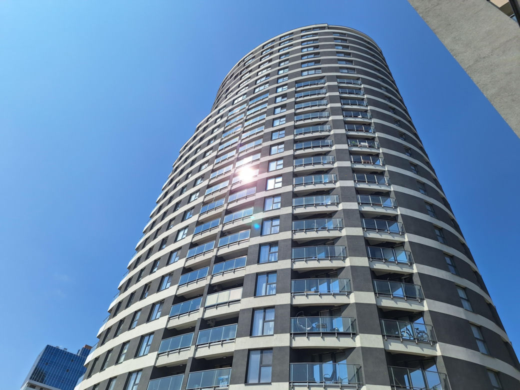 Capital Towers, Podwisłocze - wysokość: 85 metrów
