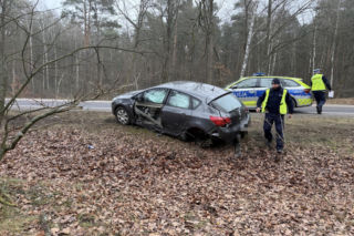 Tragedia w Sierakowie. Pijany kierowca wjechał w opla. Nie żyje jedna osoba