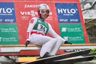 Fatalny występ Polaków w Planicy! Ostatnie miejsce w konkursie drużynowym!