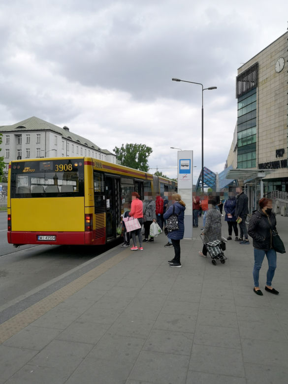 Warszawa luzuje obostrzenia
