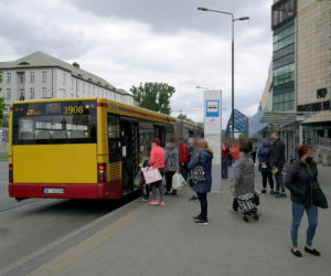 Warszawa luzuje obostrzenia