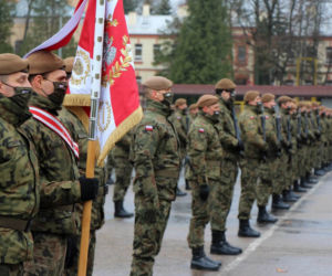 Ponad 40 podlaskich żołnierzy WOT złożyło ostatnia przysięgę [ZDJĘCIA]