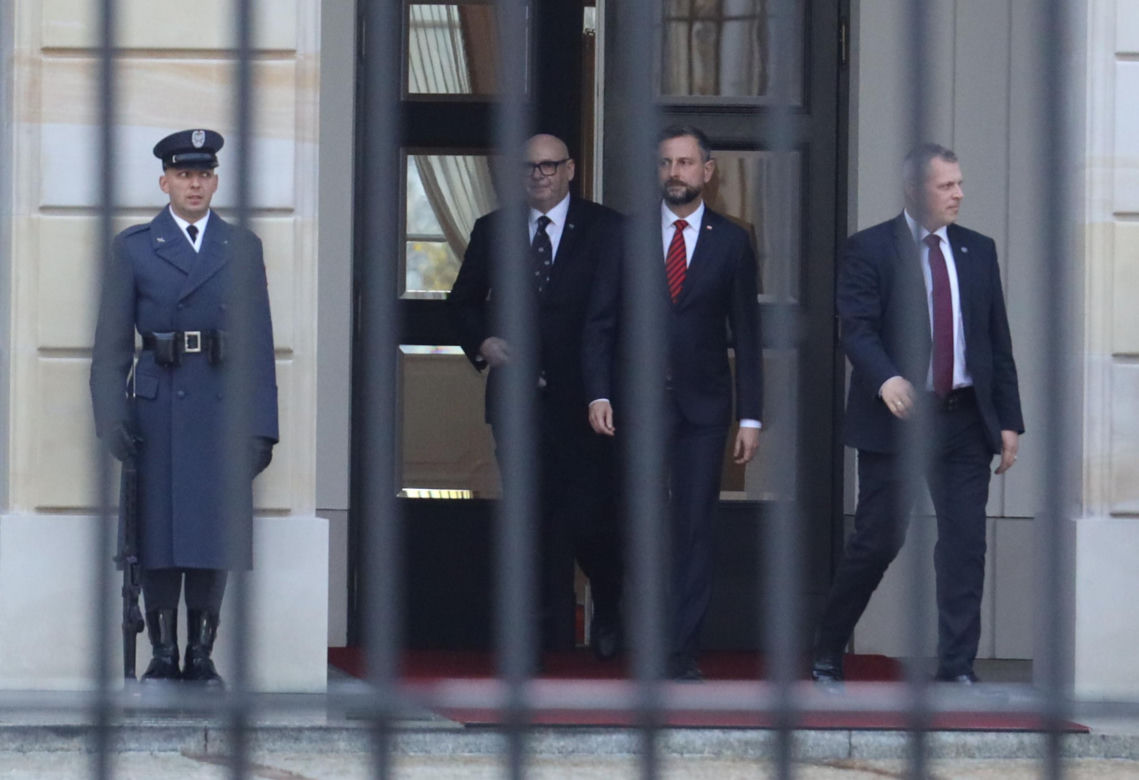 Najważniejsi politycy zjechali do prezydenta na rozmowy o Trybunale Konstytucyjnym