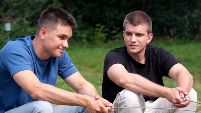 M jak miłość odc. 1902. Mateusz (Rafał Kowalski), Janek Winiar (Jakub Sirko)