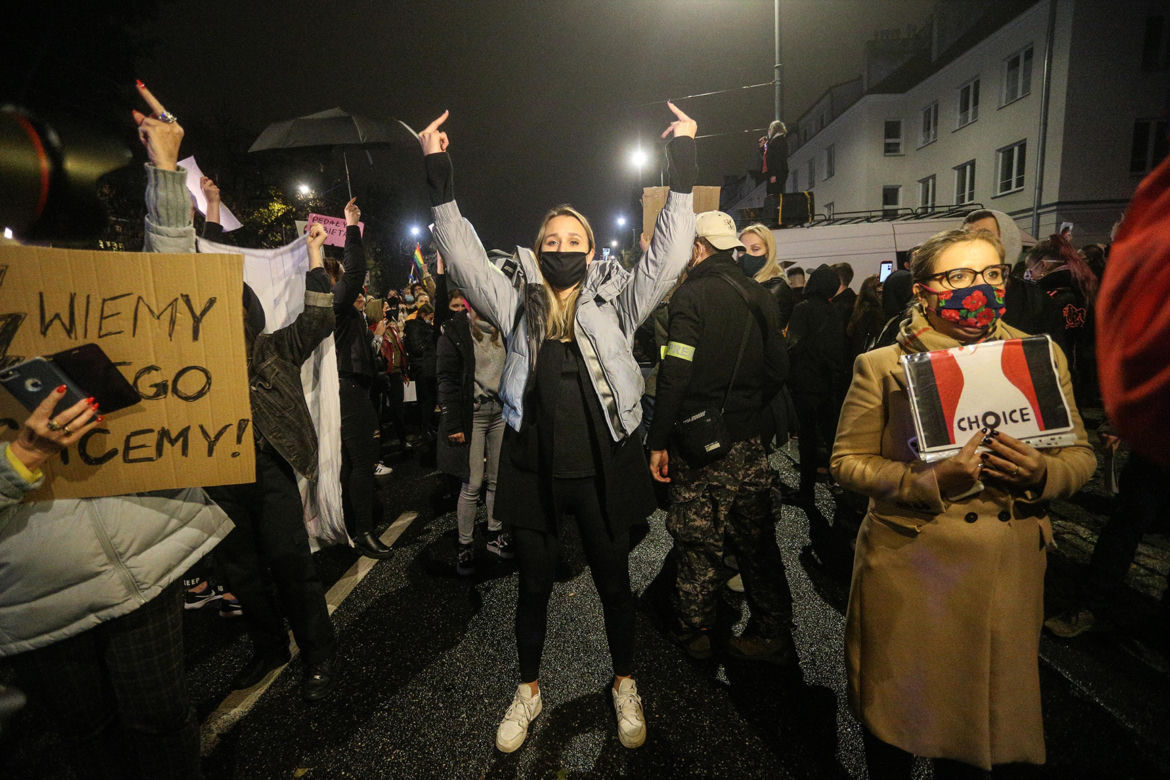 Nocne protesty pod domem Jarosława Kaczyńskiego