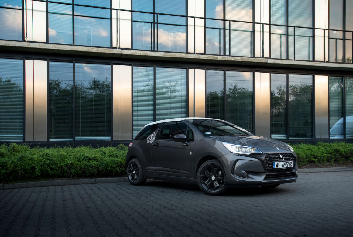 DS 3 PureTech 110 EAT6 Cafe Racer
