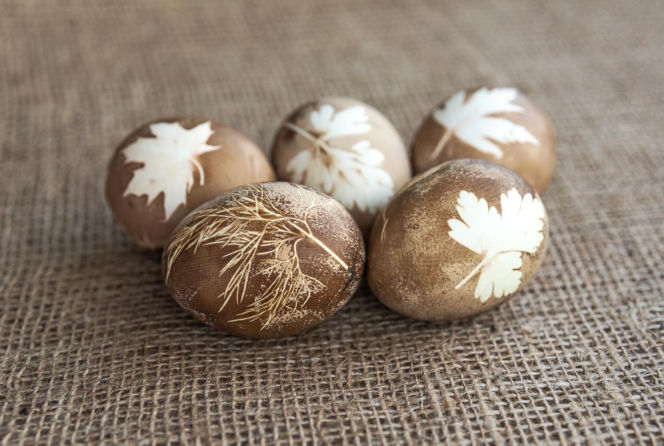 Naturalne barwniki do jajek