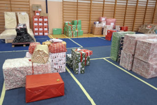 W Poznaniu brakuje darczyńców. Szlachetna Paczka apeluje przed nocą cudów!