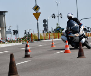 Białystok. Szkolenie policyjnych motocyklistów