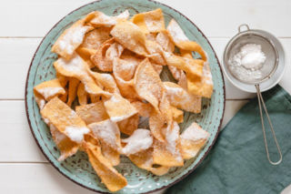 Tylko z takiej mąki robię najlepsze faworki. Wychodzą pyszne, lekkie i cudownie kruche 