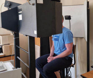 Pieniądze leżały na ziemi, więc je wzięli. Teraz staną przed sądem