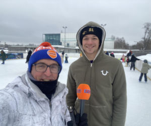 Lodowisko w Centrum Rekreacyjno-Sportowym Ukiel