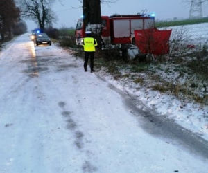 Tragiczny wypadek pod Jarocinem. Nie żyje młoda dziewczyna!