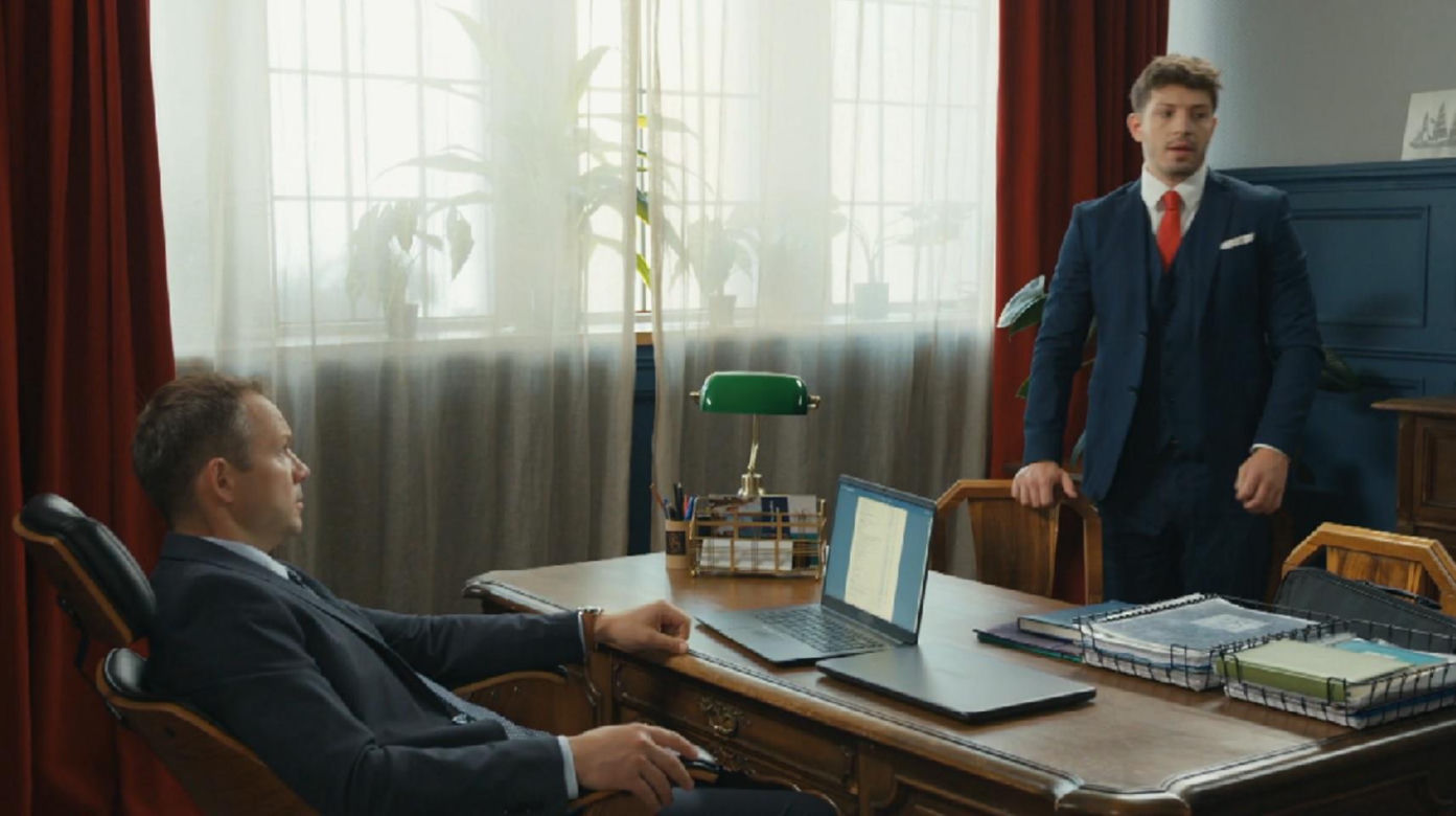 Barwy szczęścia, odcinek 3092. Bruno (Lesław Żurek), Justin (Jasper Sołtysiewicz)