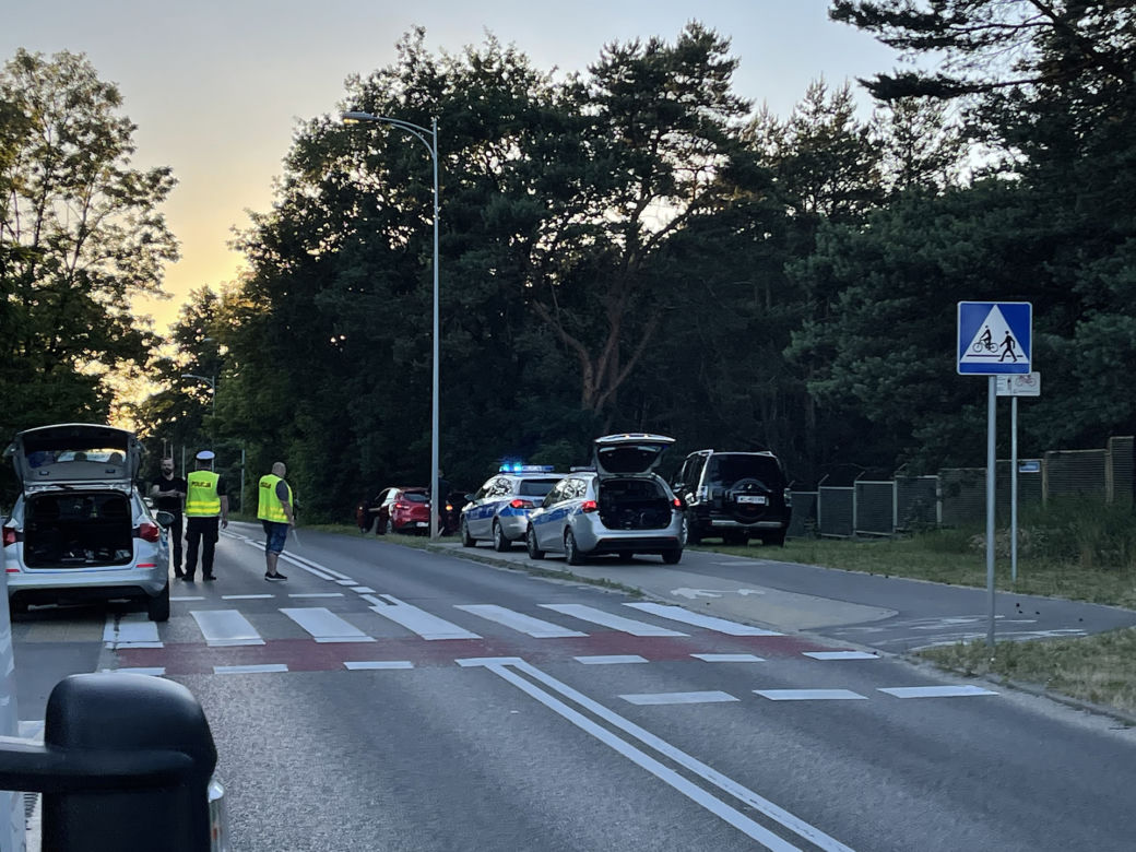 Legionowo. 12- latka na rowerze wpadła pod samochód