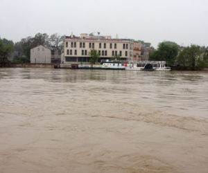Tak Kraków walczył z ogromną powodzią w 2010