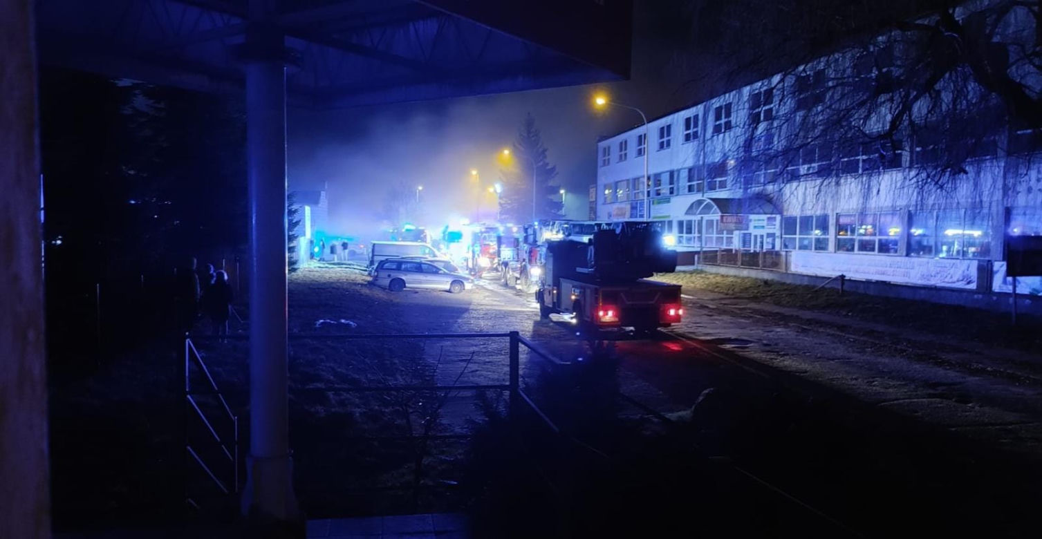 Pożar w warsztacie samochodowym przy ul. Różanej w Koszalinie