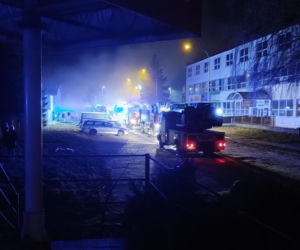 Pożar w warsztacie samochodowym przy ul. Różanej w Koszalinie