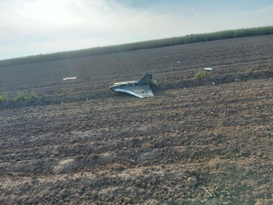 Kolejny dron znaleziony. Tym razem w woj. świętokrzyskim.  Szczątki drona w Sobótce gmina Ożarów