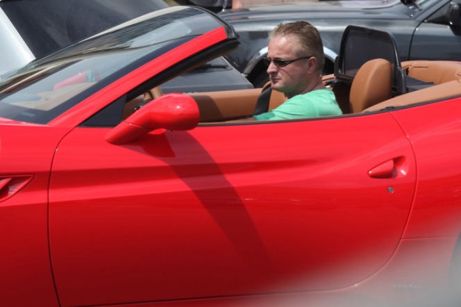 Piotr Misztal jeździ ferrari na poziomki