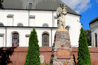 Jeden z najpiękniejszych pałaców znajduje się w województwie łódzkim. Jest dumą średniowiecznego miasta