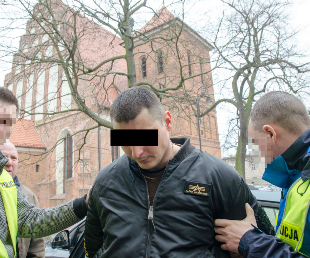 Naćpany oblał benzyną żonę i podpalił