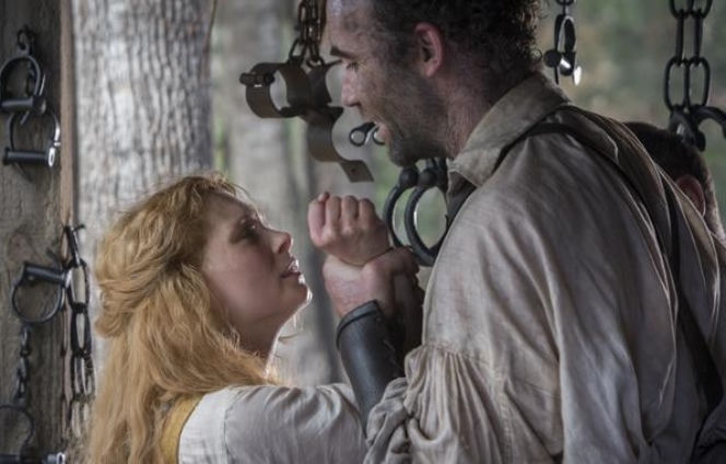 Wygnani do raju. Elizabeth Quinn (MyAnna Buring)