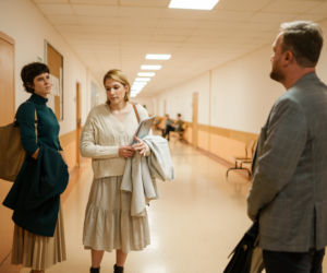 Przyjaciółki, sezon 17, odc. 196: Paweł (Bartek Kasprzykowski), studentka Gabriela (Weronika Warchoł), Iwona (Wiktoria Wolańska)