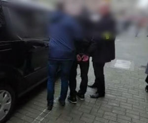 Podejrzany o morderstwo mieszkanki Lubelskiego zatrzymany po 35 latach! Wpadł przez czapkę [ZDJĘCIA].