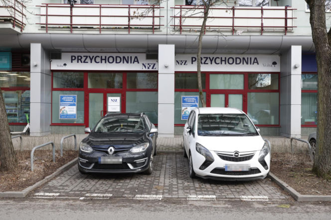 Klinika leczenia uzależnień przeniosła się z Pragi na Czerską. Mieszkańcy protestują