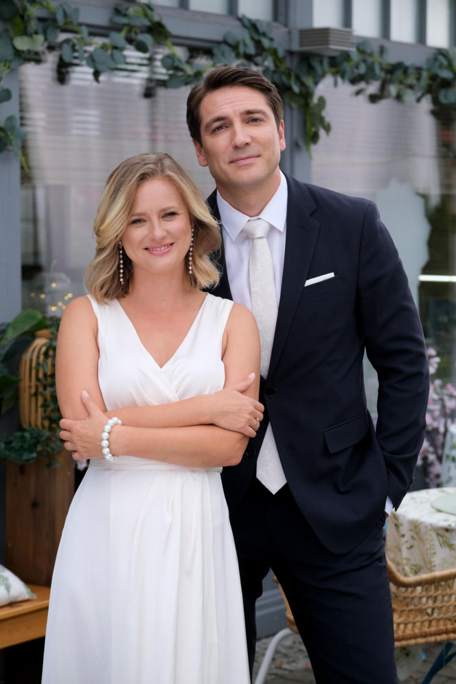 M jak miłość odc. 1903. Dima (Pszeniczny Michaił), Julia (Marta Chodorowska)