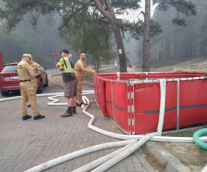 Pożar Puszczy Solskiej wciąż nieopanowany! Strażacy z 7 województw ruszyli do walki z ogniem