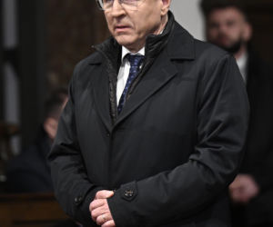 Msza za ofiary Smoleńska w Archikatedrze. Obecni Nawrocki i Kaczyńska