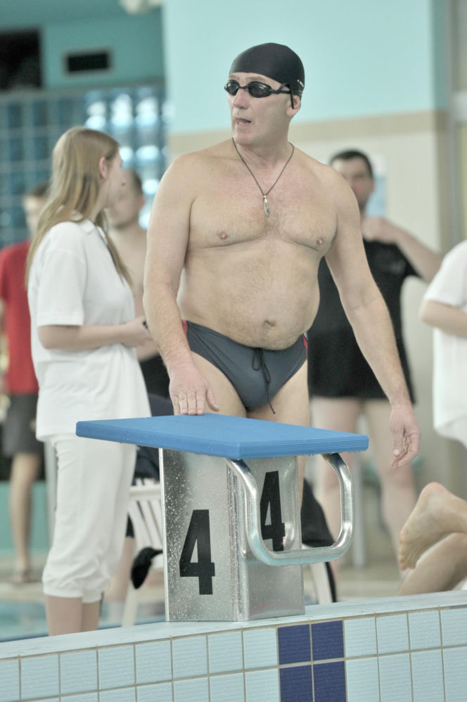 Karol Strasburger ćwiczy