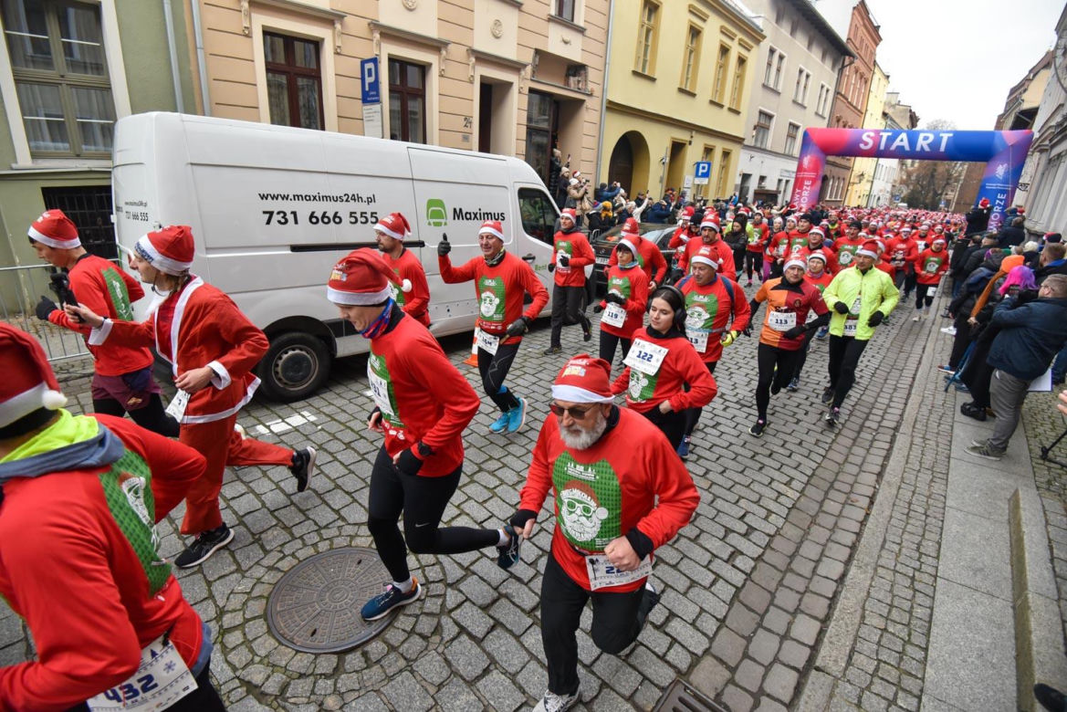 XXII Festiwal Biegów Świętych Mikołajów w Toruniu