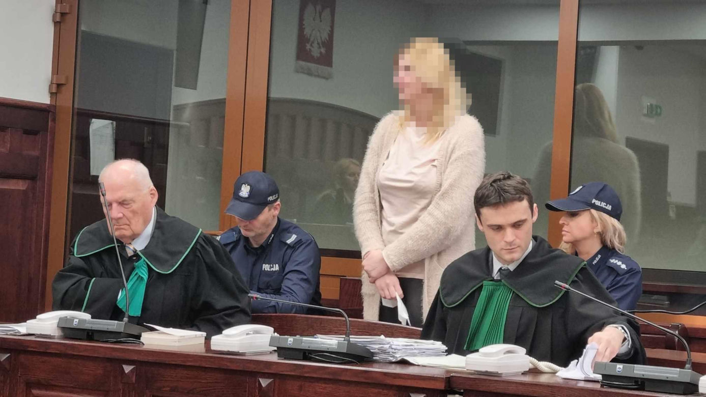 Stanęła przed sądem za próbę zabójstwa. Poszkodowany uciekł z sali rozpraw