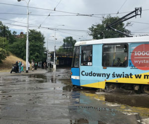 Wrocław tonie po nawałnicy! Ogromne utrudnienia i zalane ulice