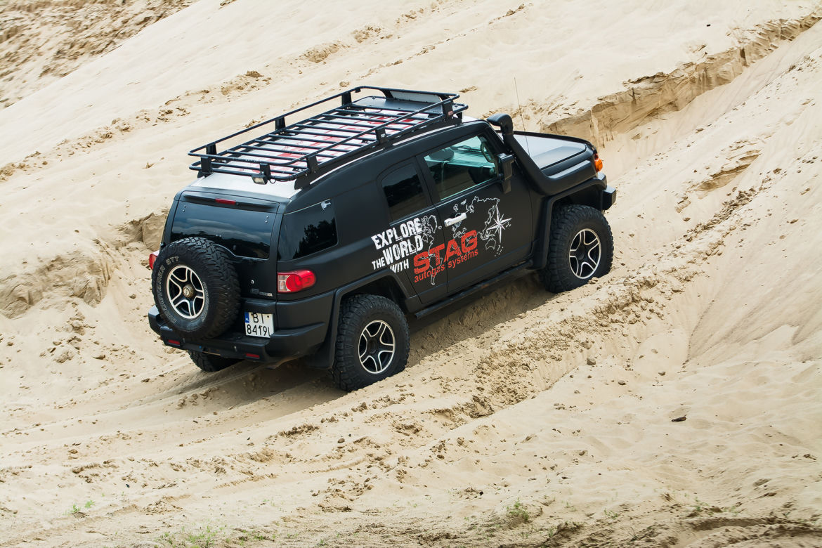 Toyota FJ Cruiser 4.0 V6 z instalacją CNG