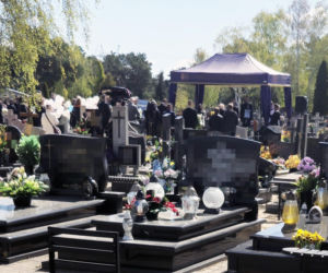 Pogrzeb 4-letniego Szymka. Chłopczyk wypadł z balkonu w Bydgoszczy