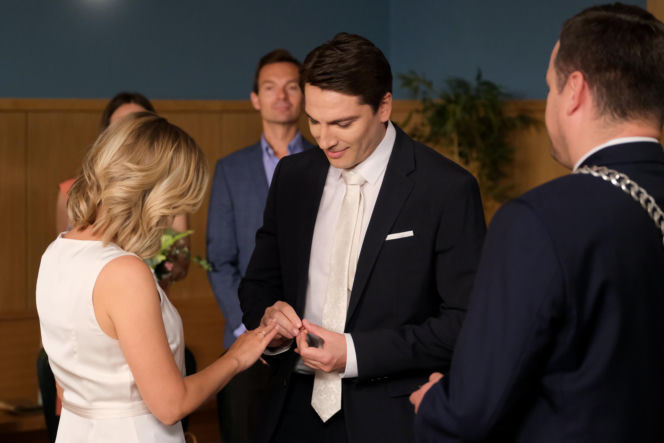 M jak miłość odc. 1903. Dima (Pszeniczny Michaił), Julia (Marta Chodorowska)