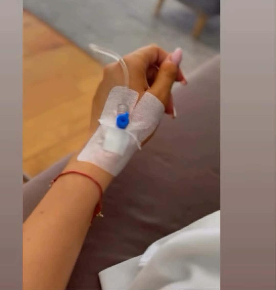 Ciężarna Dominika Serowska z kroplówką w dłoni. Co się stało ukochanej Hakiela?