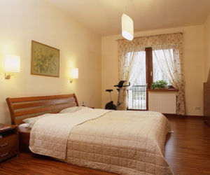 Na podłogę