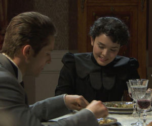 Akacjowa 38, odcinek 807: Diego próbuje uwolnić Blancę, ale uzbrojony Jaime staje mu na drodze