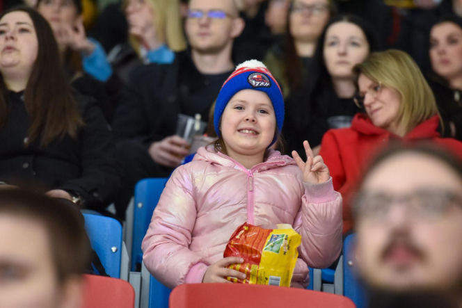 KH Energa Toruń - Unia Oświęcim 4:1, zdjęcia kibiców i zawodników z meczu nr 6
